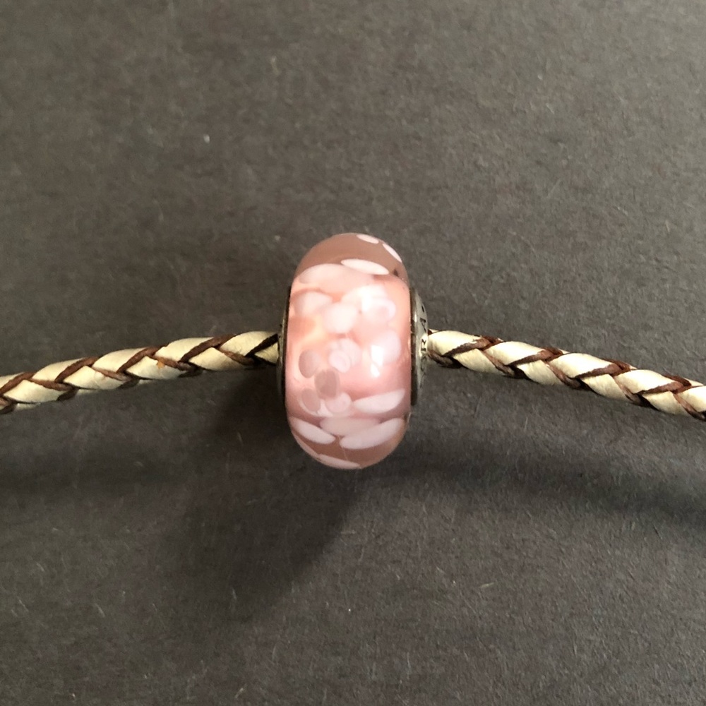 Authentic Pandora Murano flower charm 🌸